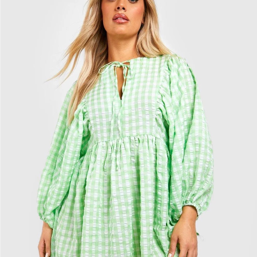 Boohoo Plus Green Checkered Dress